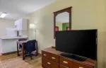Studio Suite - 2 Full Beds