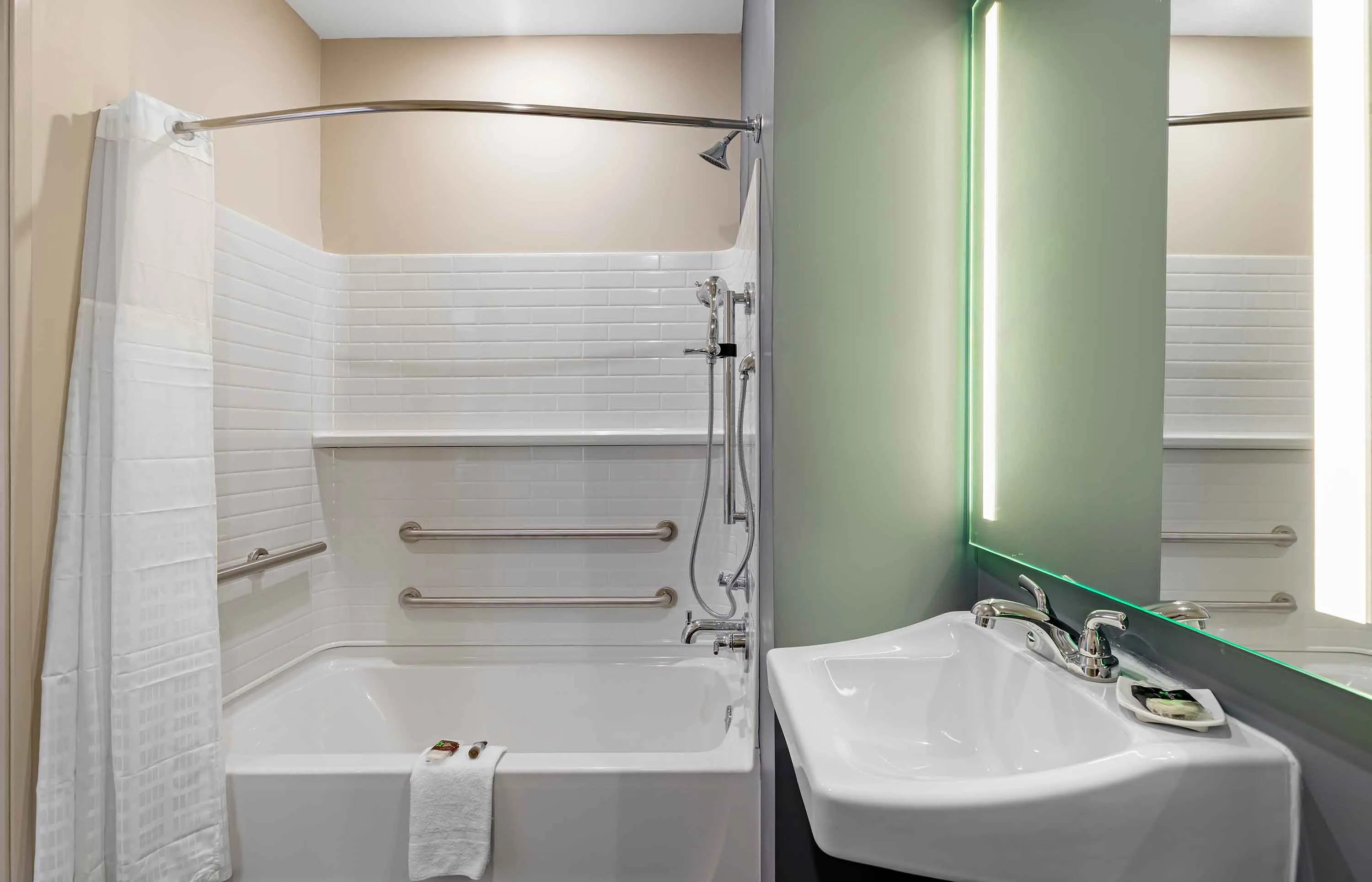 Studio Suite - 1 King Bed