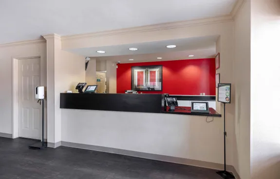 Lobby and Guest Check-in