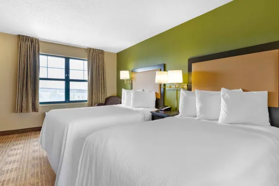 Deluxe Studio - 2 Full Beds