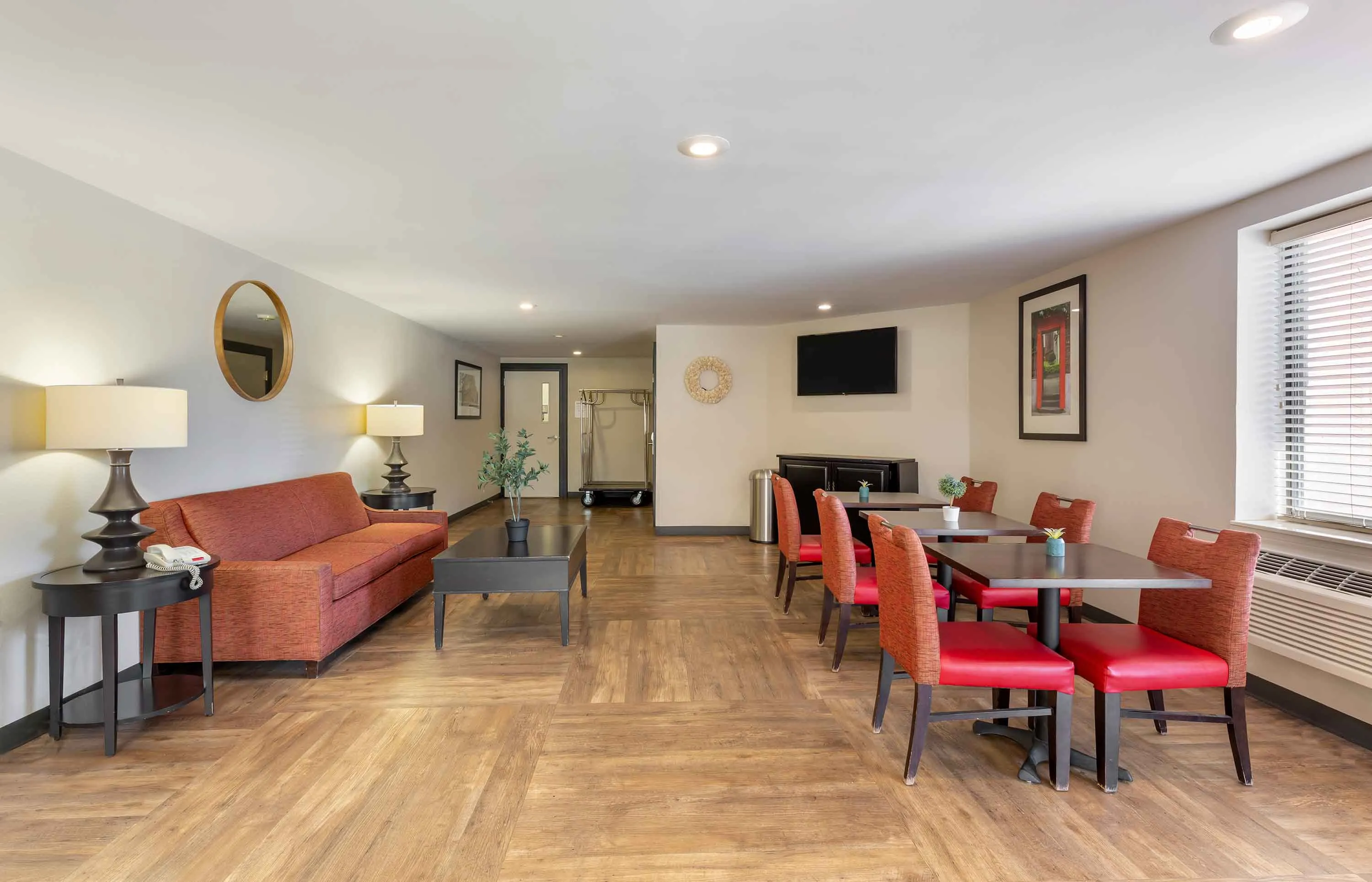 Lobby and Guest Check-in