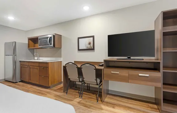 Studio Suite - 2 Queen Beds