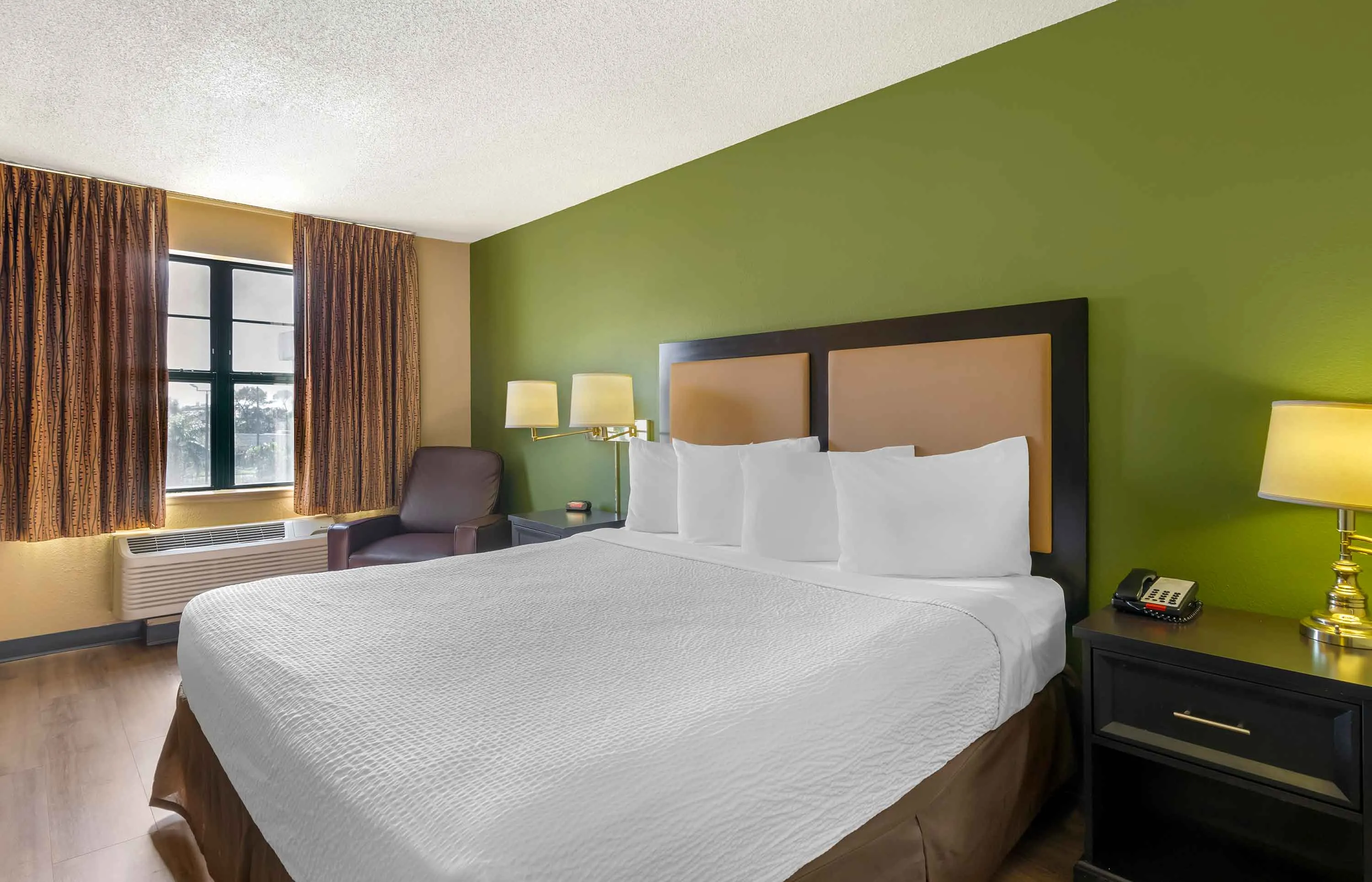 Studio Suite - 1 King Bed