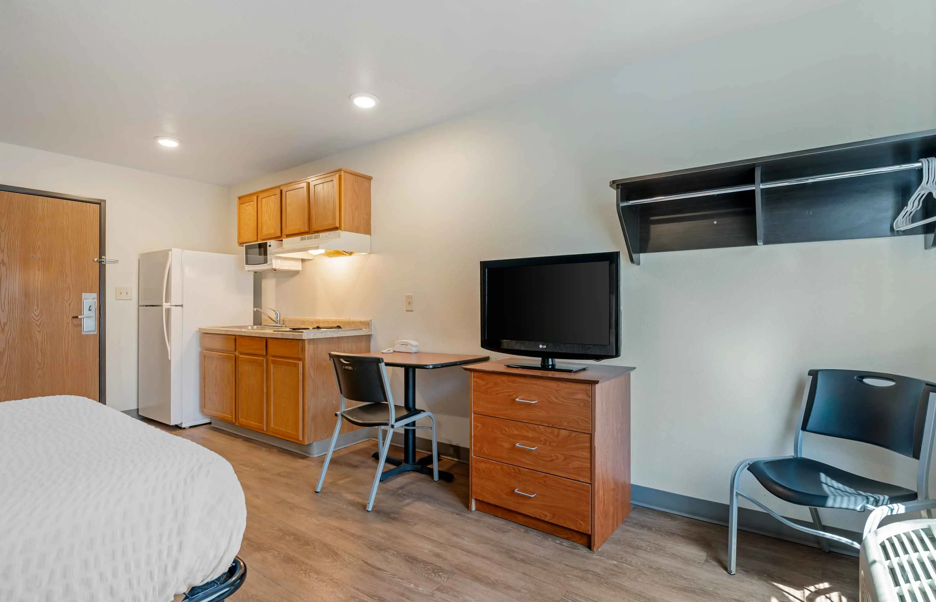 Studio Suite - 1 Full Bed