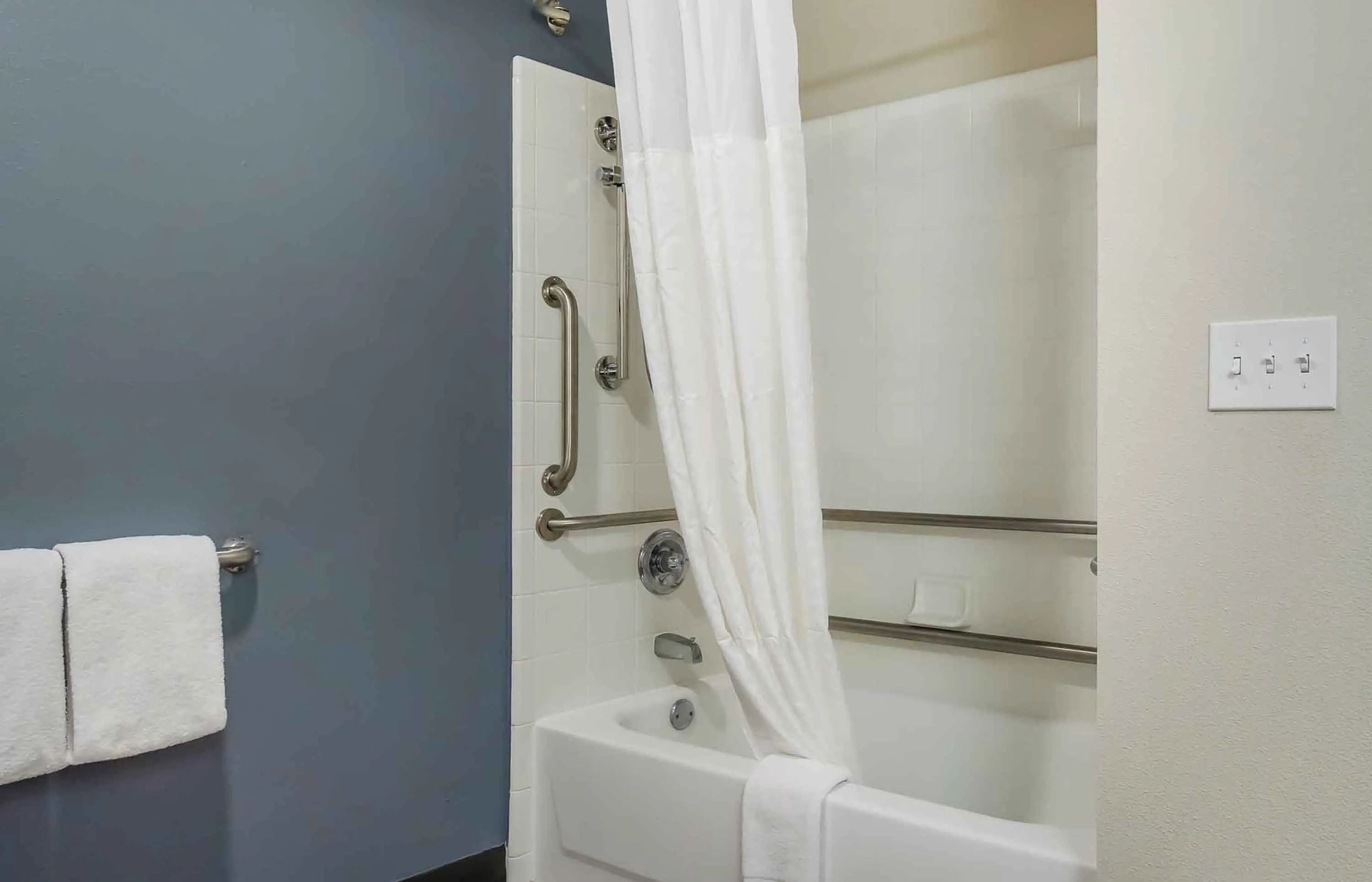 Studio Suite - 1 Queen Bed