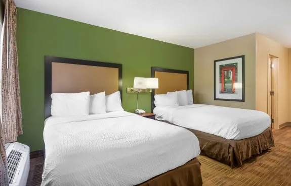 Studio Suite - 2 Queen Beds