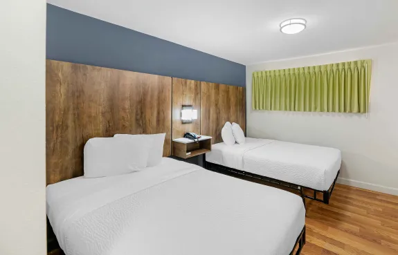 Studio Suite - 2 Full Beds