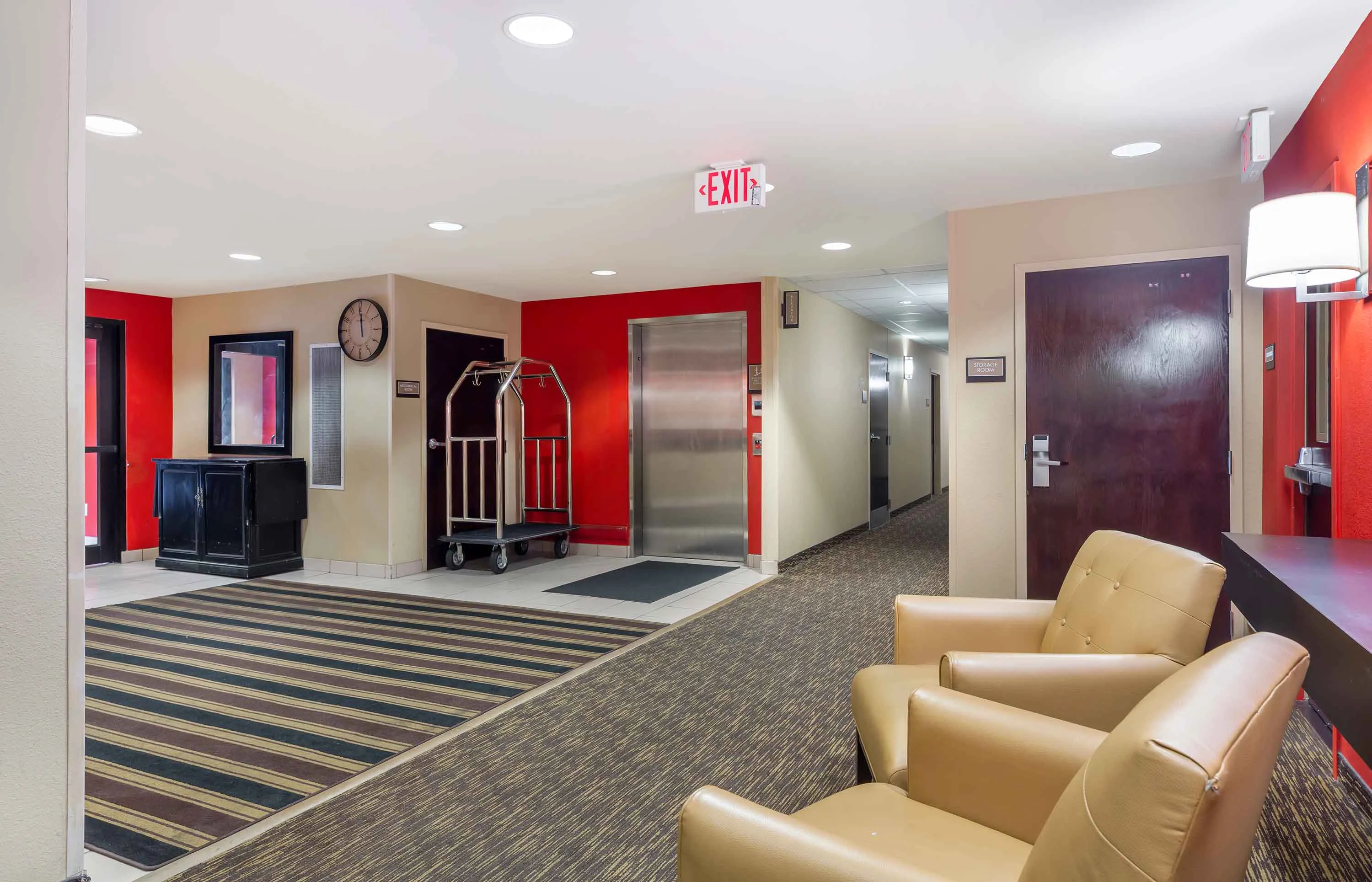 Lobby and Guest Check-in