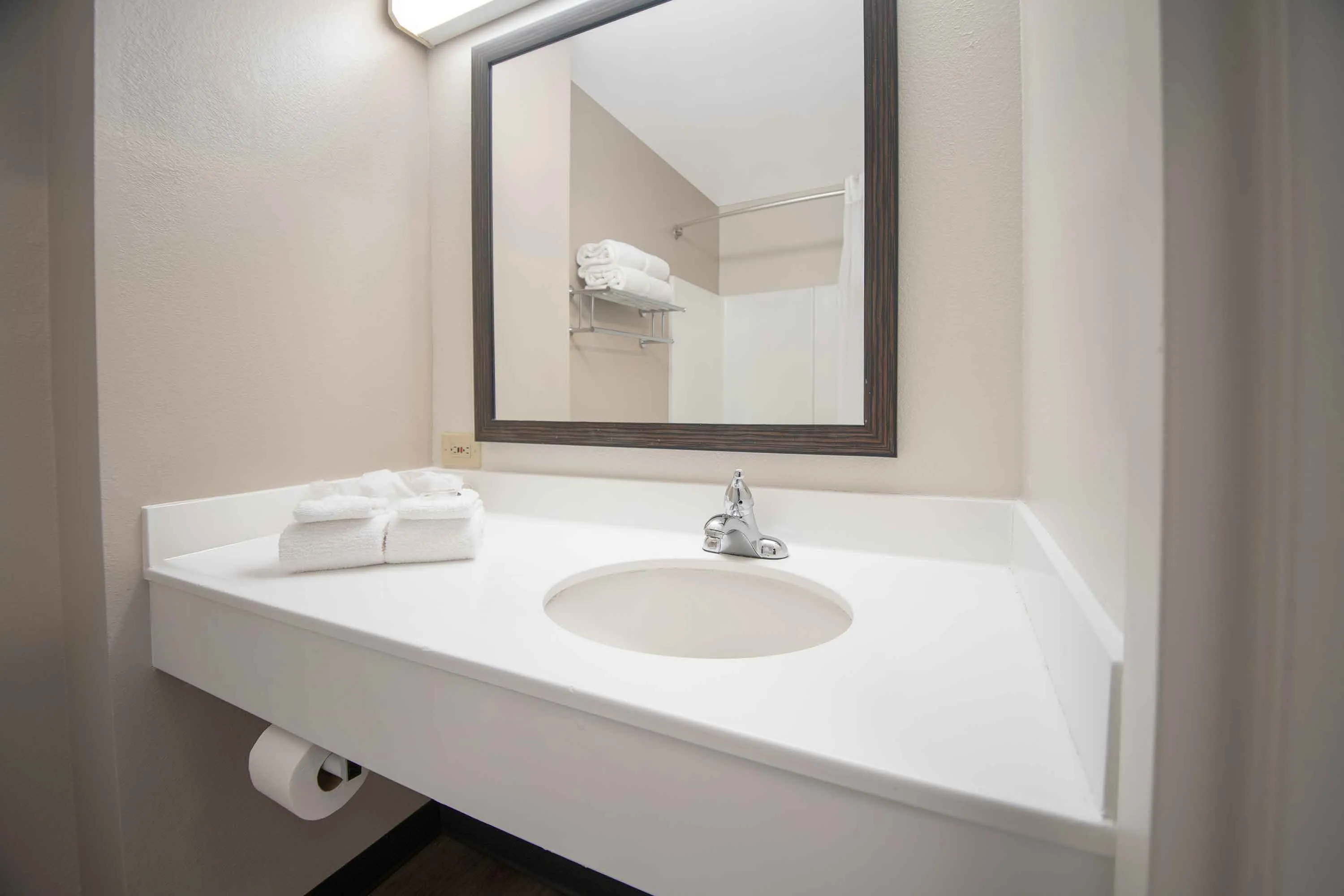 Studio Suite - 2 Queen Beds