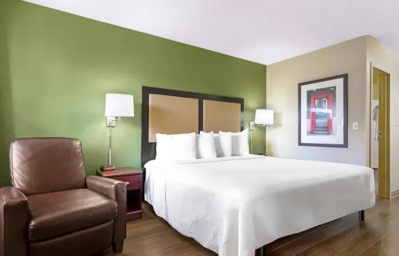 Superior Studio - 1 King Bed