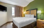1 Bedroom Suite - 1 Queen Bed