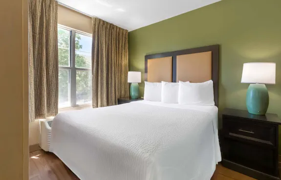 Studio Suite - 1 Queen Bed