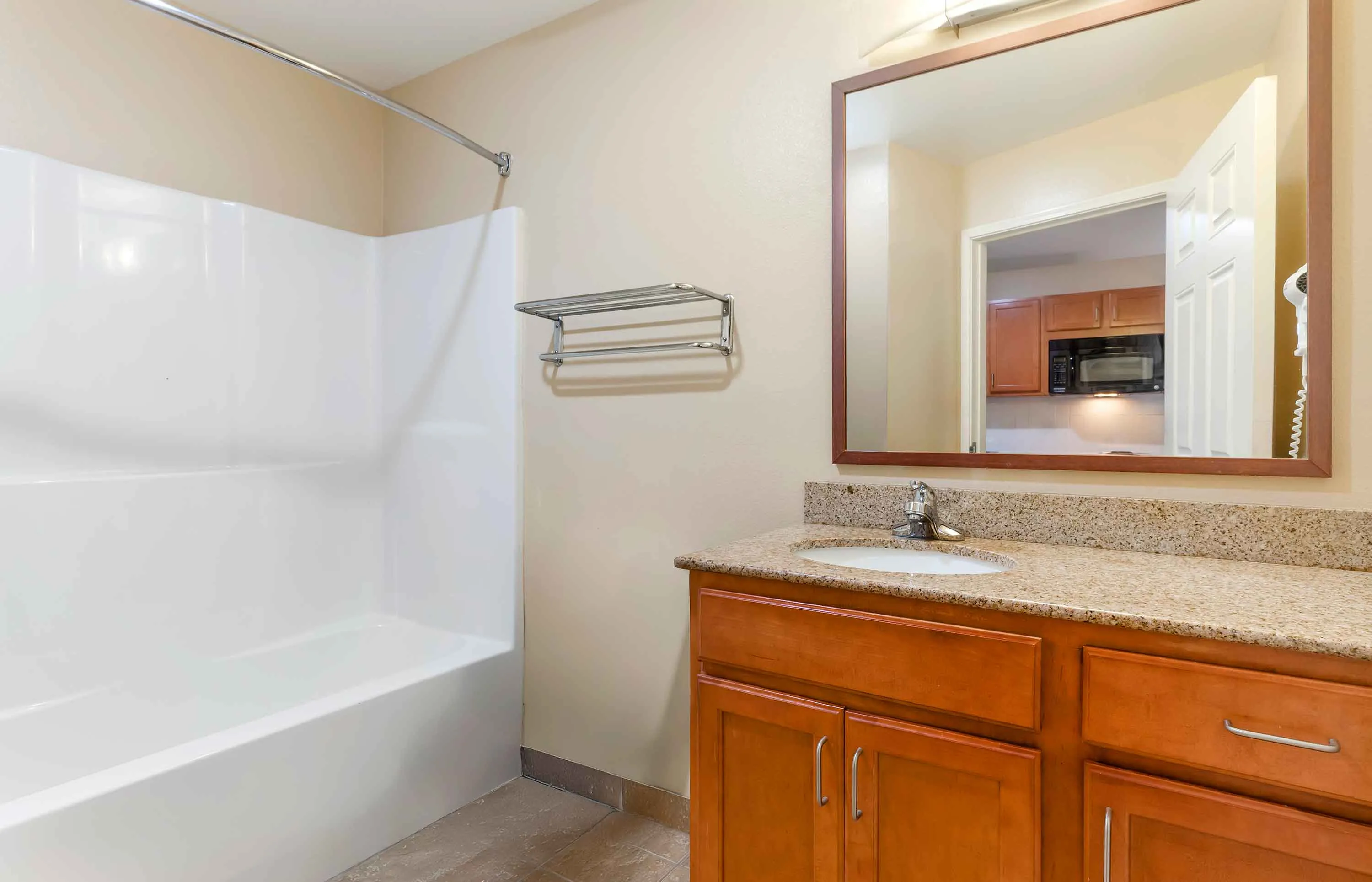 Studio Suite - 1 King Bed