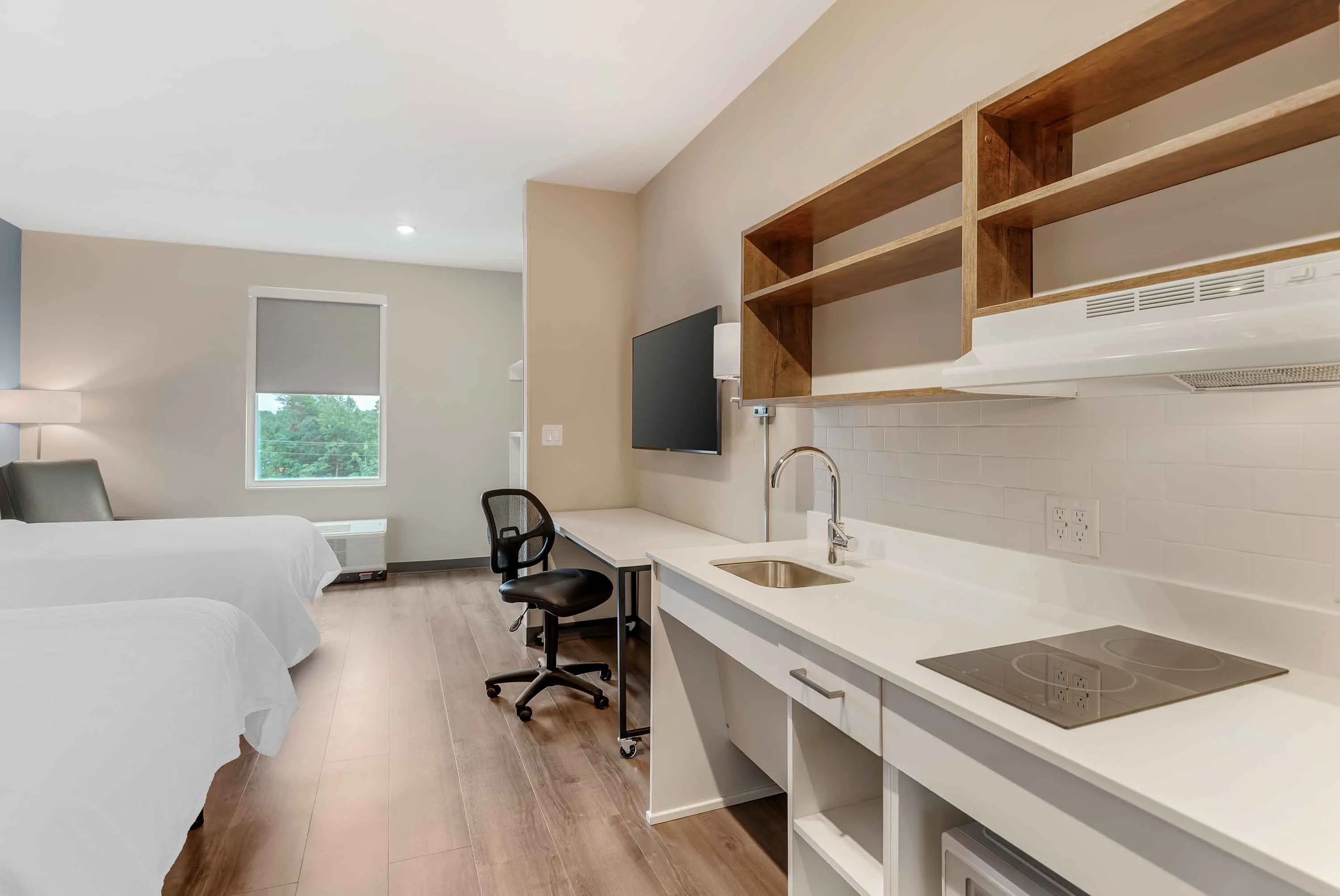 Studio Suite - 2 Queen Beds