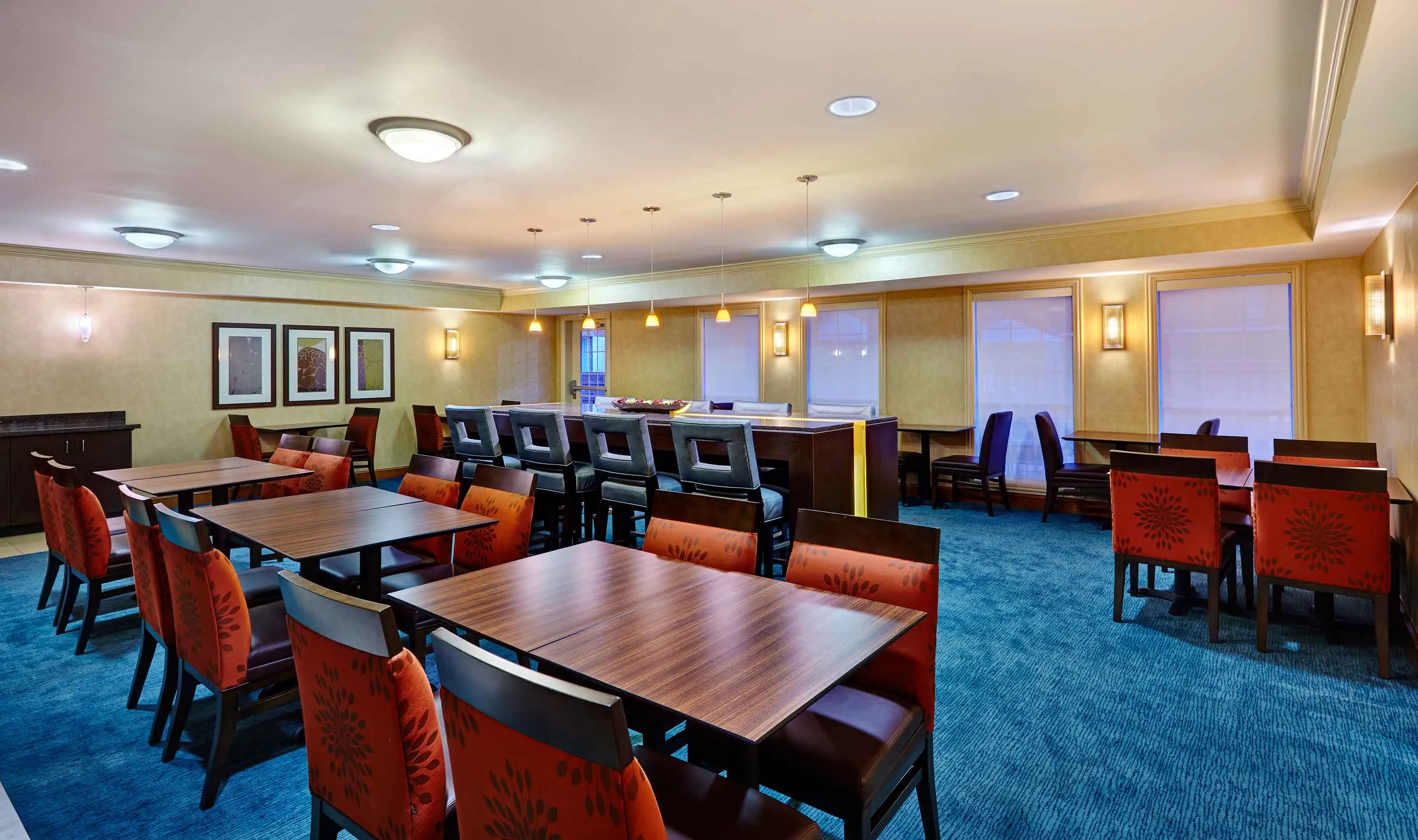 Breakfast Room