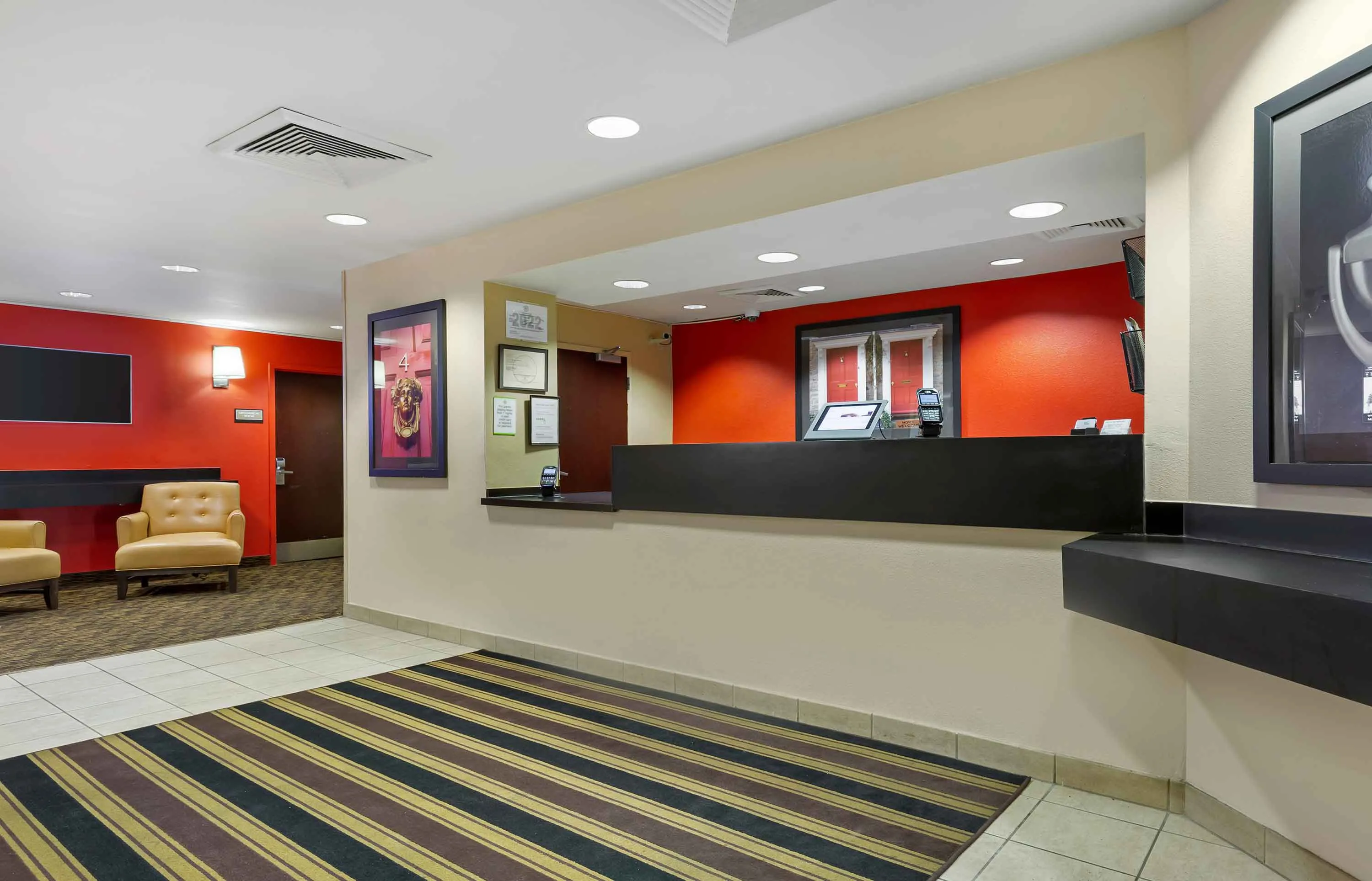 Lobby and Guest Check-in