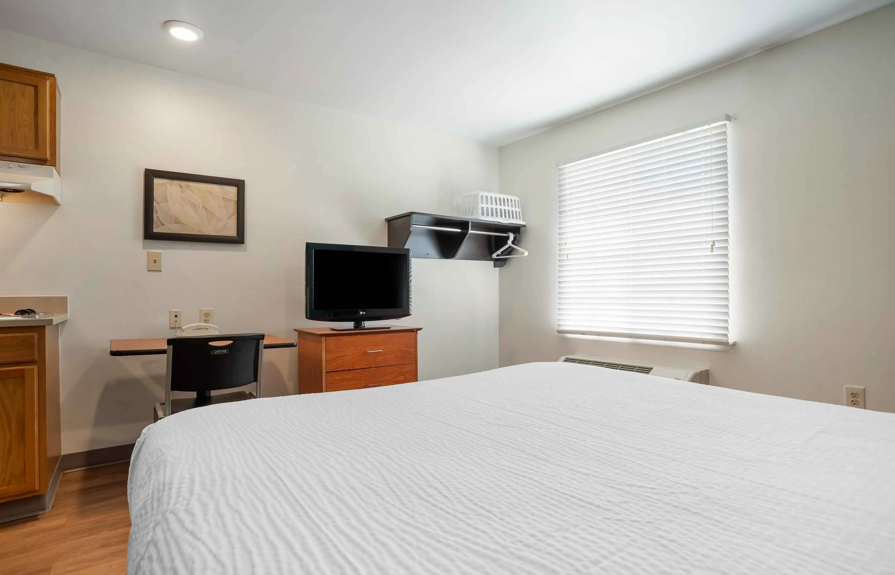 Studio Suite - 1 Full Bed