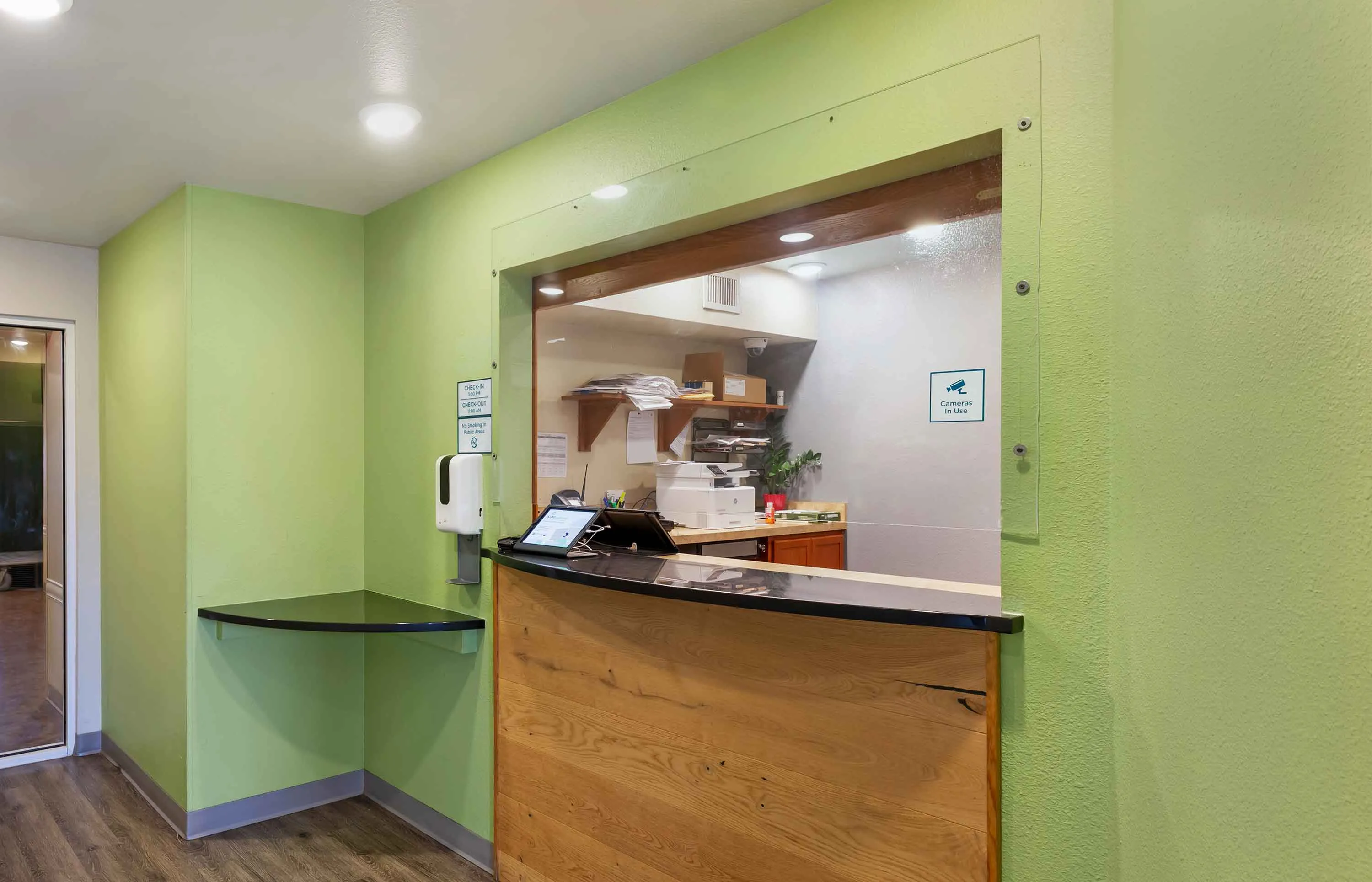 Lobby and Guest Check-in